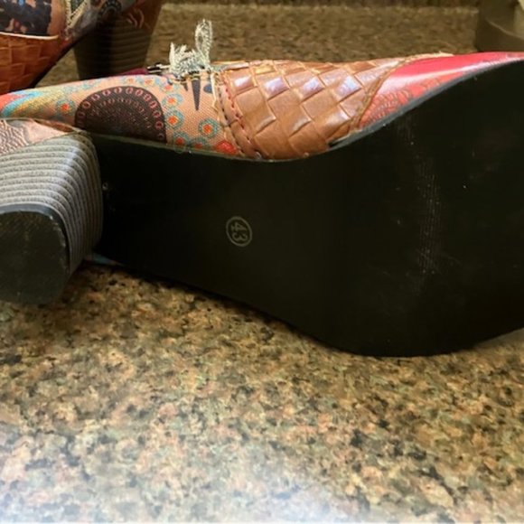 Pair of Art Deco Ankle Boots 10.5 - Picture 5 of 9